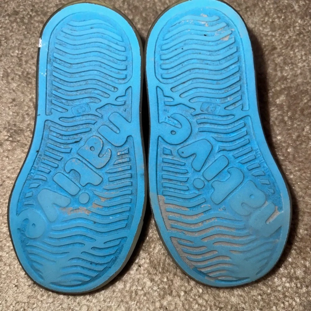 Native Shoes Toddler Slip-On Sneakers Blue C7 Lightweight - Picture 2 of 2